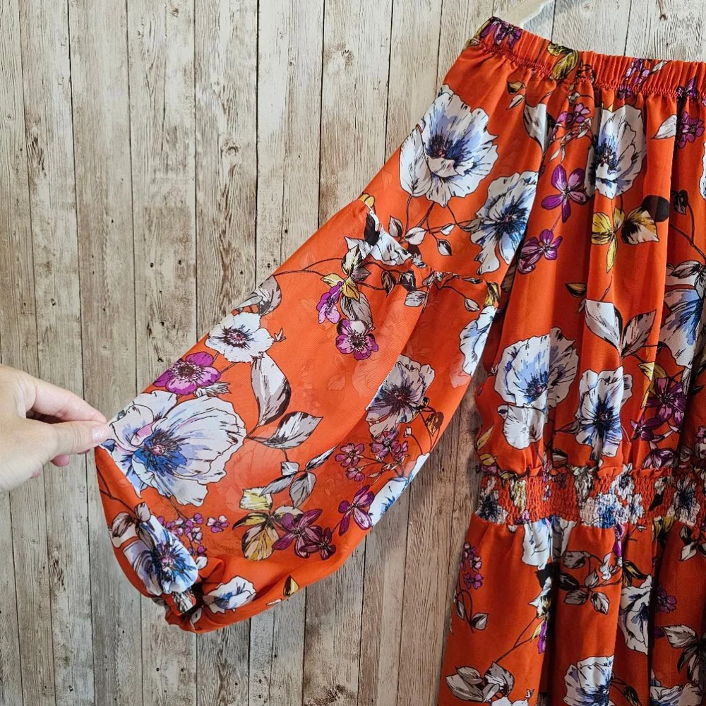 Women's Fashion Nova Romper M Orange Floral